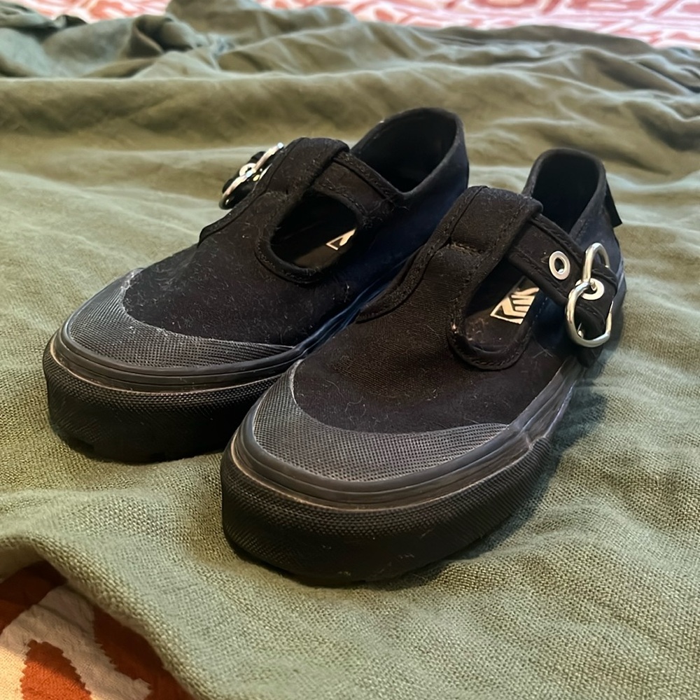 Vans Style 93 T-strap Mary Janes
